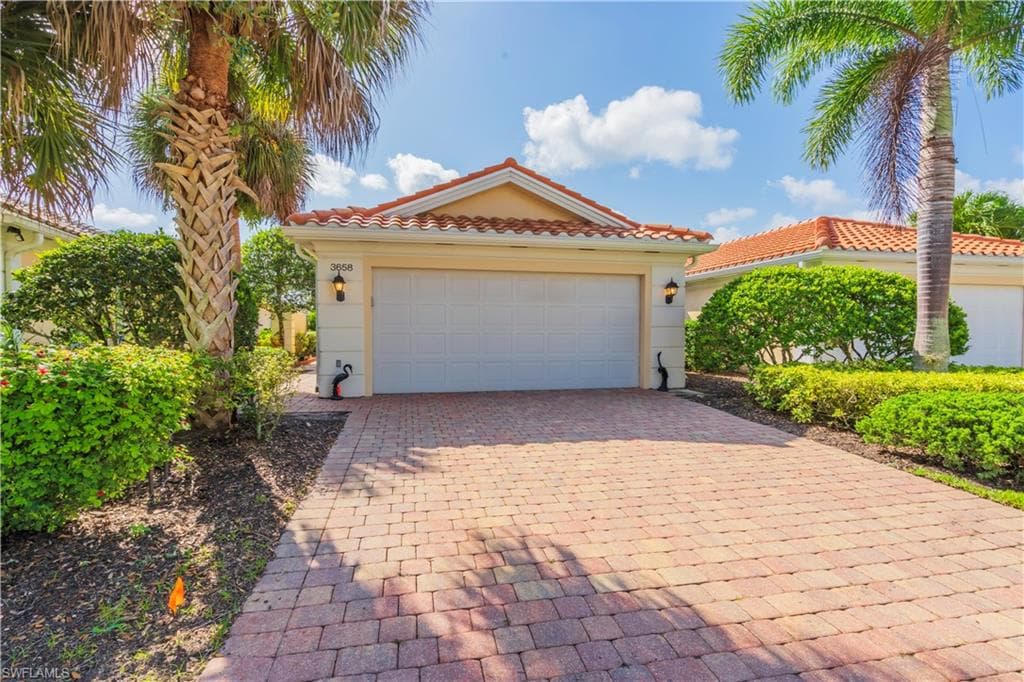 3658 Exuma WAY NAPLES, FL 34119
