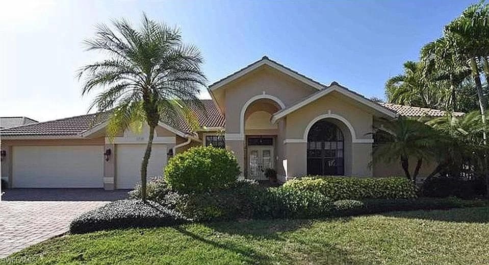 11719 Night Heron DR NAPLES, FL 34119