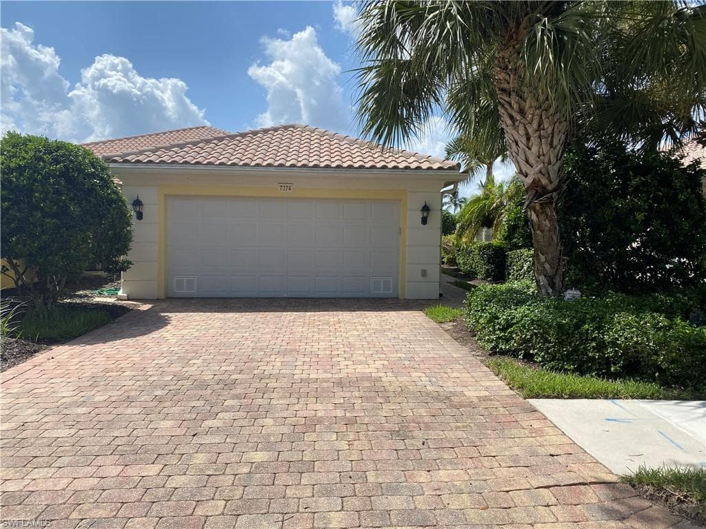 7374 Emilia LN NAPLES, FL 34114