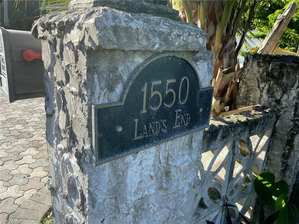 1550 13th AVE N NAPLES, FL 34102