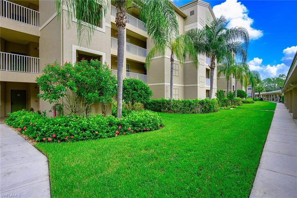 3990 Loblolly Bay DR 7-206 NAPLES, FL 34114