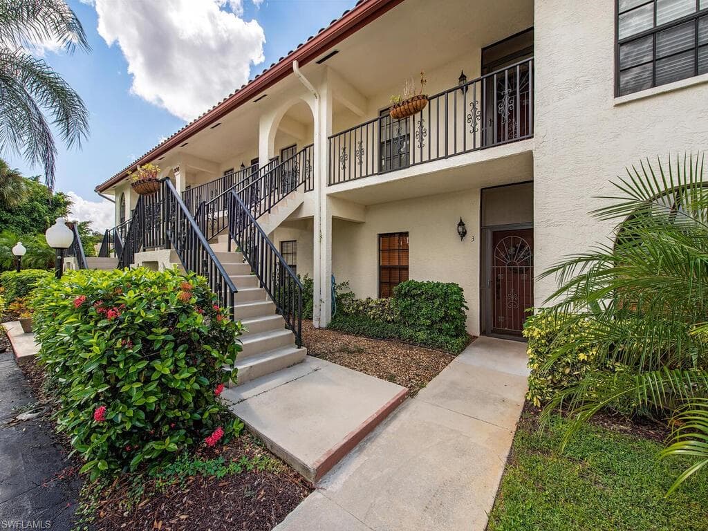 208 Deerwood CIR 5-5-5 NAPLES, FL 34113