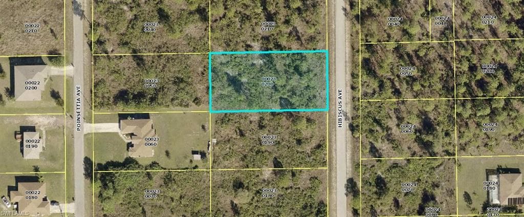 915 Hibiscus AVE LEHIGH ACRES, FL 33972