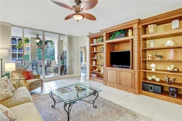 401 Bayfront PL 3207 NAPLES, FL 34102