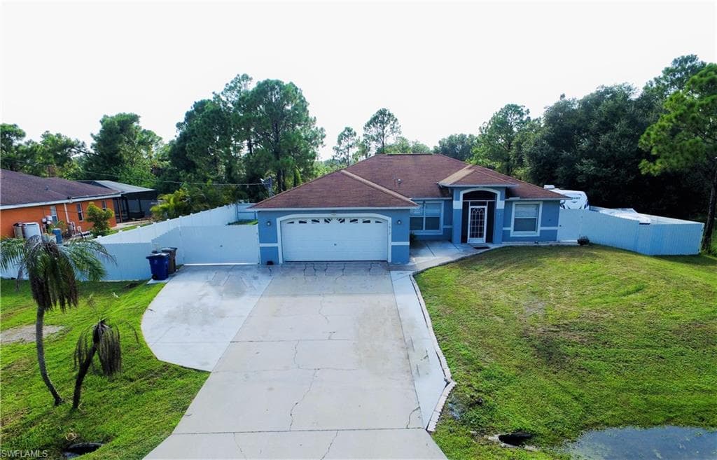 1917 Venice AVE N LEHIGH ACRES, FL 33971