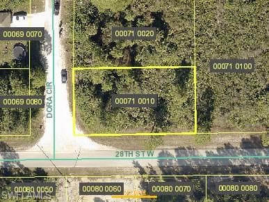 2800 DORA CIR LEHIGH ACRES, FL 33971