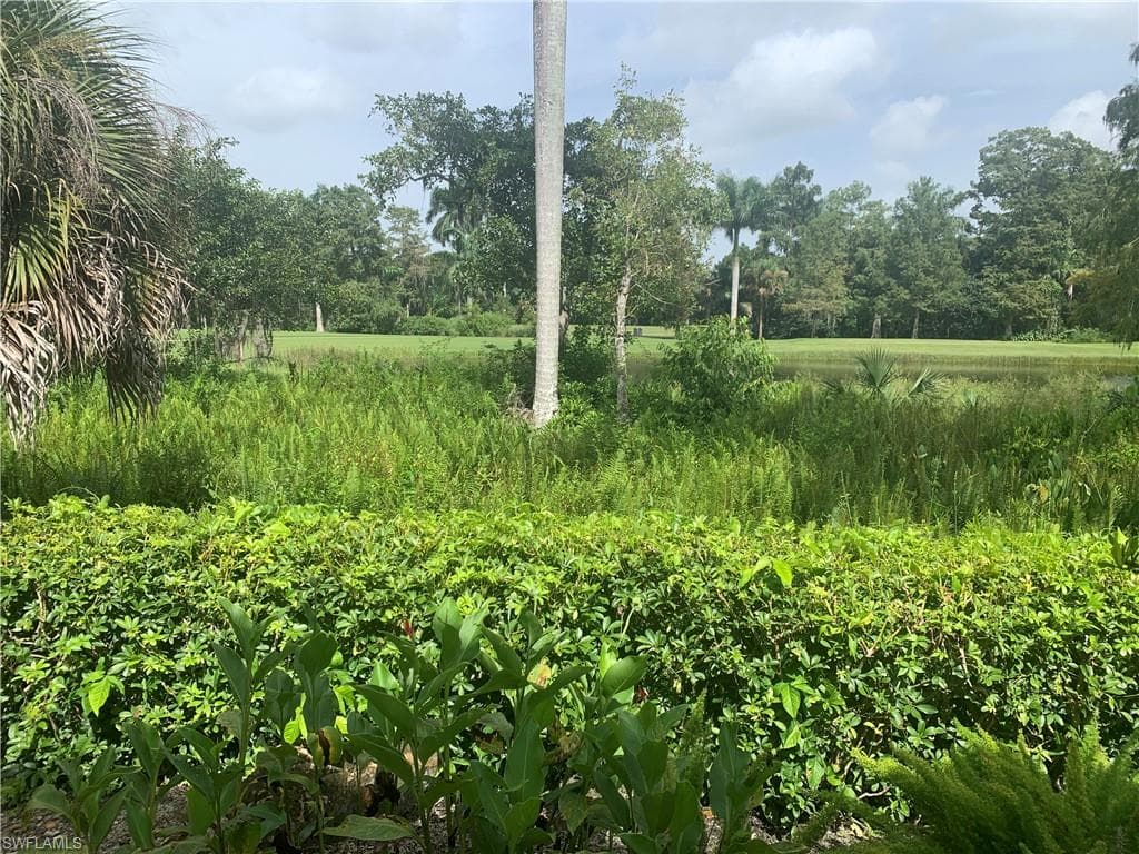 109 Wilderness DR D-114 NAPLES, FL 34105