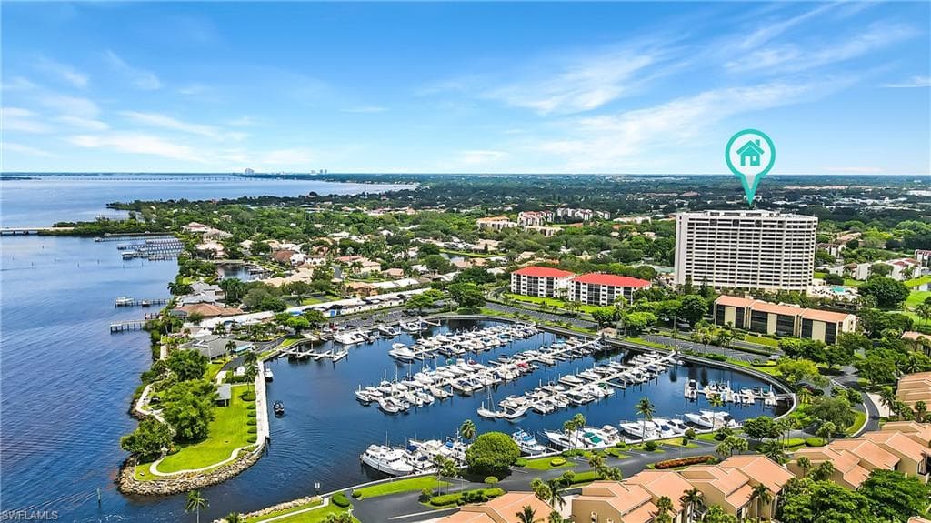 5260 S Landings DR 403 FORT MYERS, FL 33919