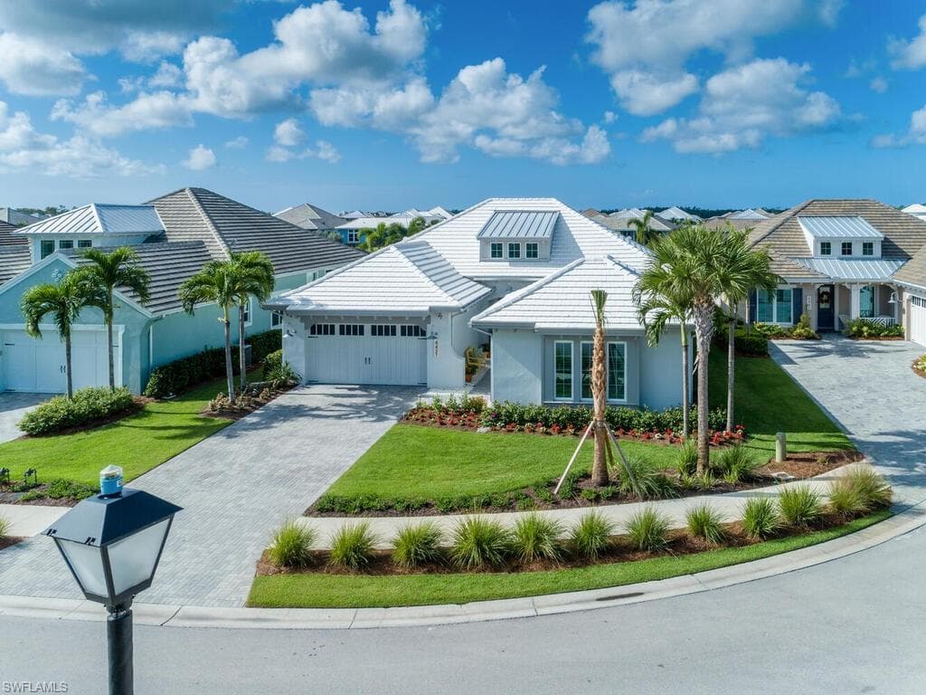 6457 Pembroke WAY NAPLES, FL 34113