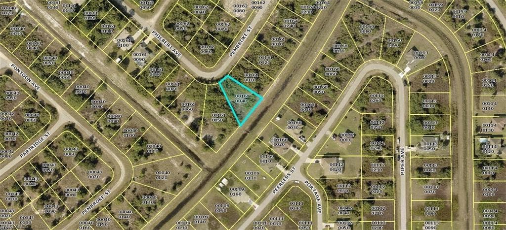 332 Pembroke ST LEHIGH ACRES, FL 33974