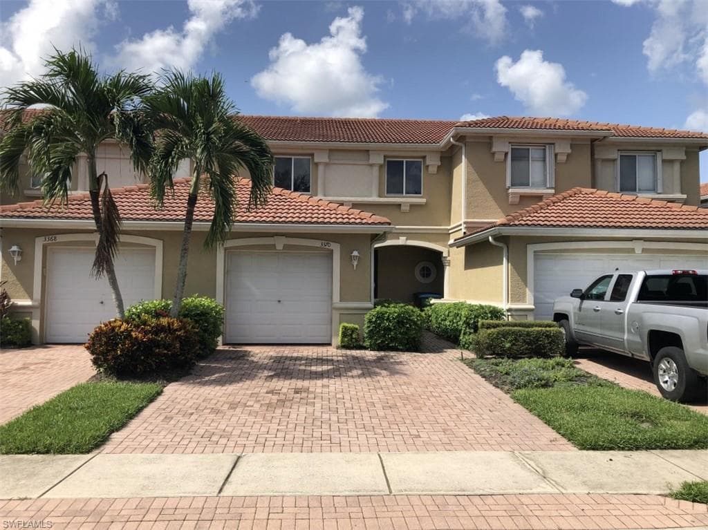 3370 Dandolo CIR CAPE CORAL, FL 33909