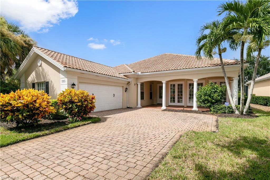 3987 Upolo LN NAPLES, FL 34119