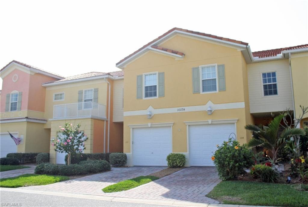 16074 Via Solera CIR 103 FORT MYERS, FL 33908