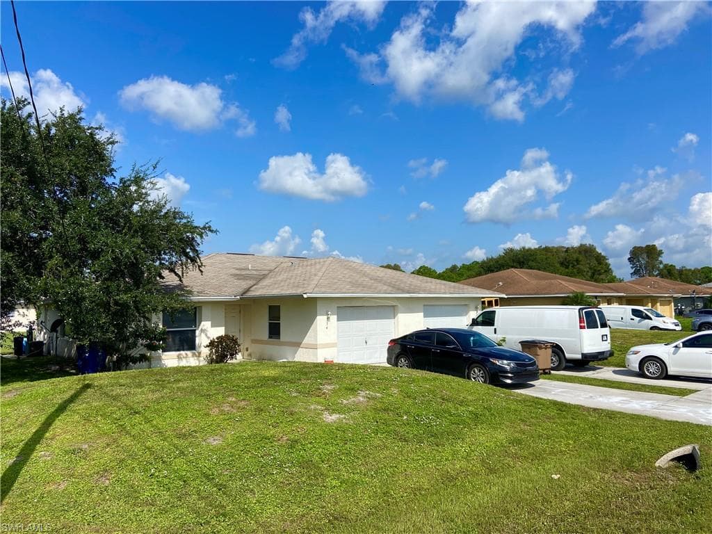 732 Ichabod AVE S LEHIGH ACRES, FL 33973