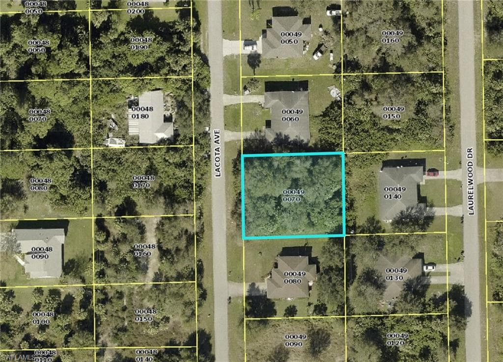 6058 Lacota AVE FORT MYERS, FL 33905
