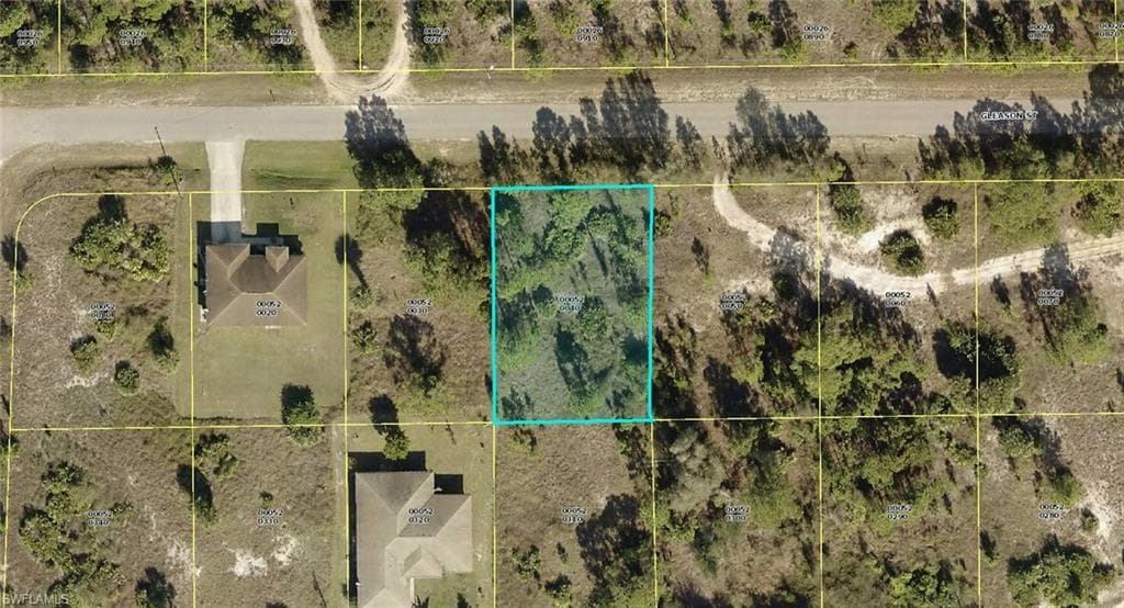 948 Gleason ST LEHIGH ACRES, FL 33974
