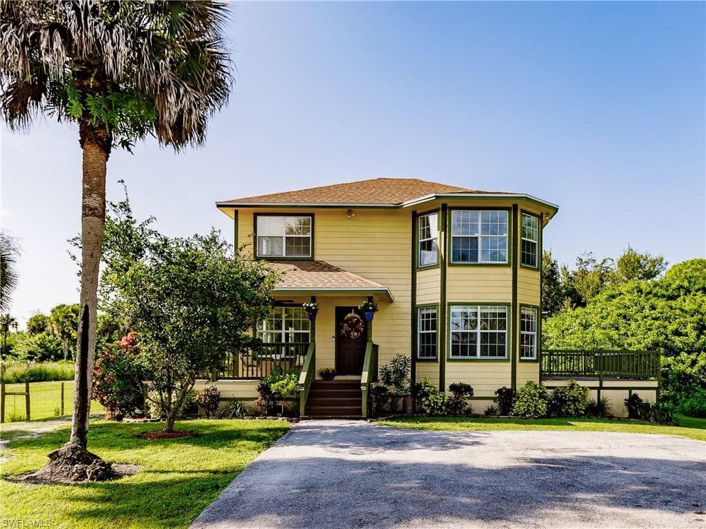 2624 20th AVE SE NAPLES, FL 34117