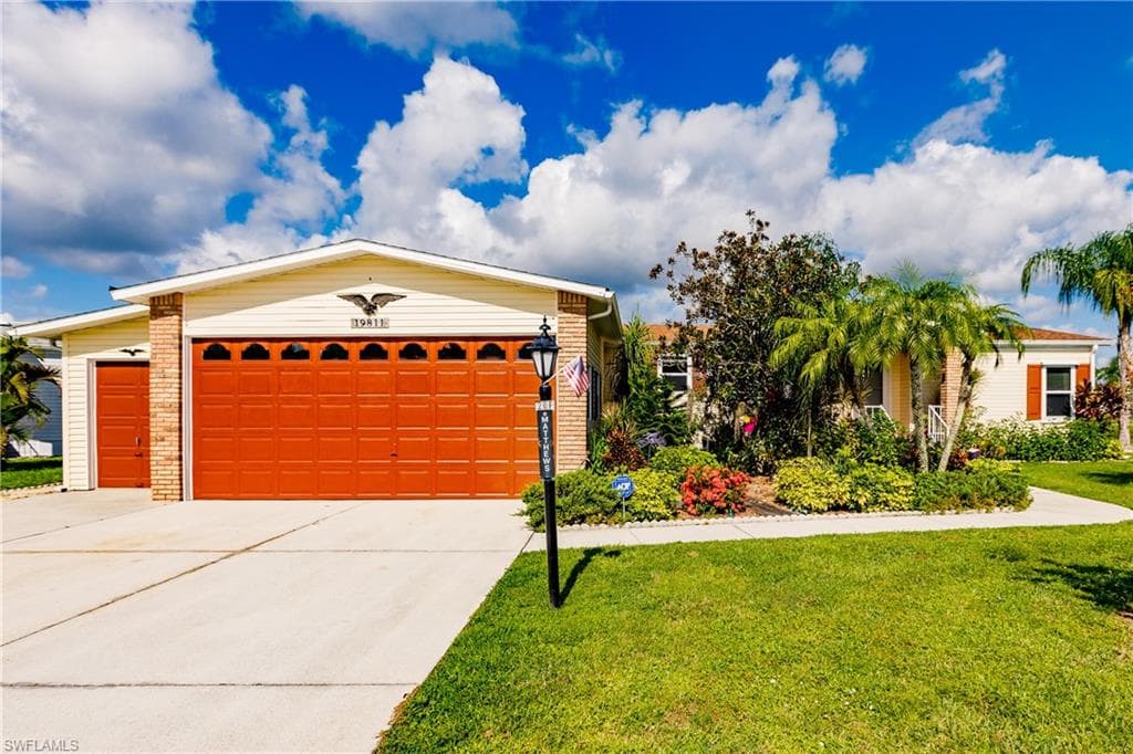 19811 Frenchmans CT NORTH FORT MYERS, FL 33903