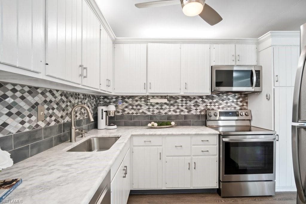 1245 13th AVE N NAPLES, FL 34102