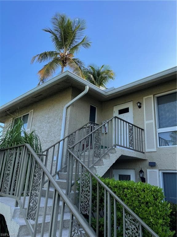 361 Palm DR 4 NAPLES, FL 34112