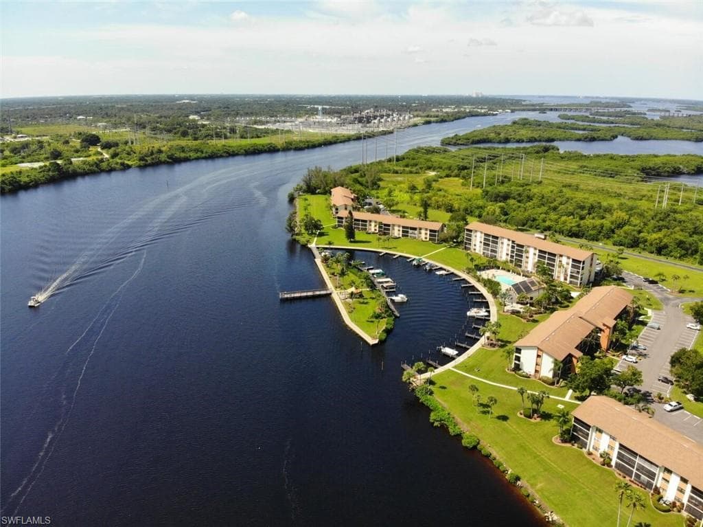 16100 Bay Pointe BLVD 405 NORTH FORT MYERS, FL 33917