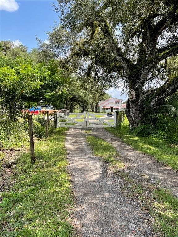 1386 N SR 29 LABELLE, FL 33935