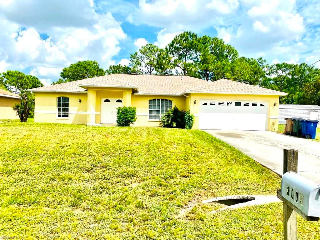 3005 Joan AVE S LEHIGH ACRES, FL 33976
