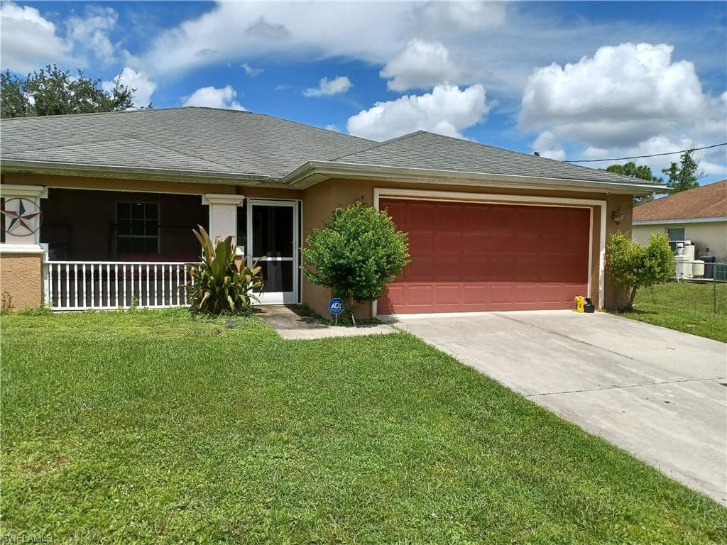 855 Evanston ST LEHIGH ACRES, FL 33974