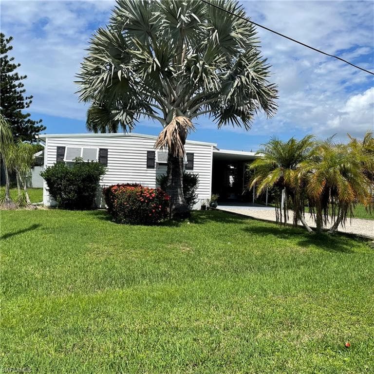 2561 York RD ST. JAMES CITY, FL 33956