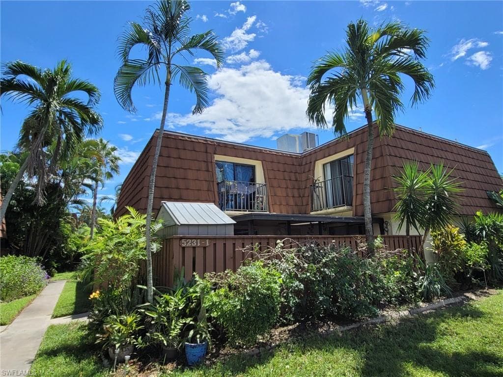 5231 Cedarbend DR 1 FORT MYERS, FL 33919