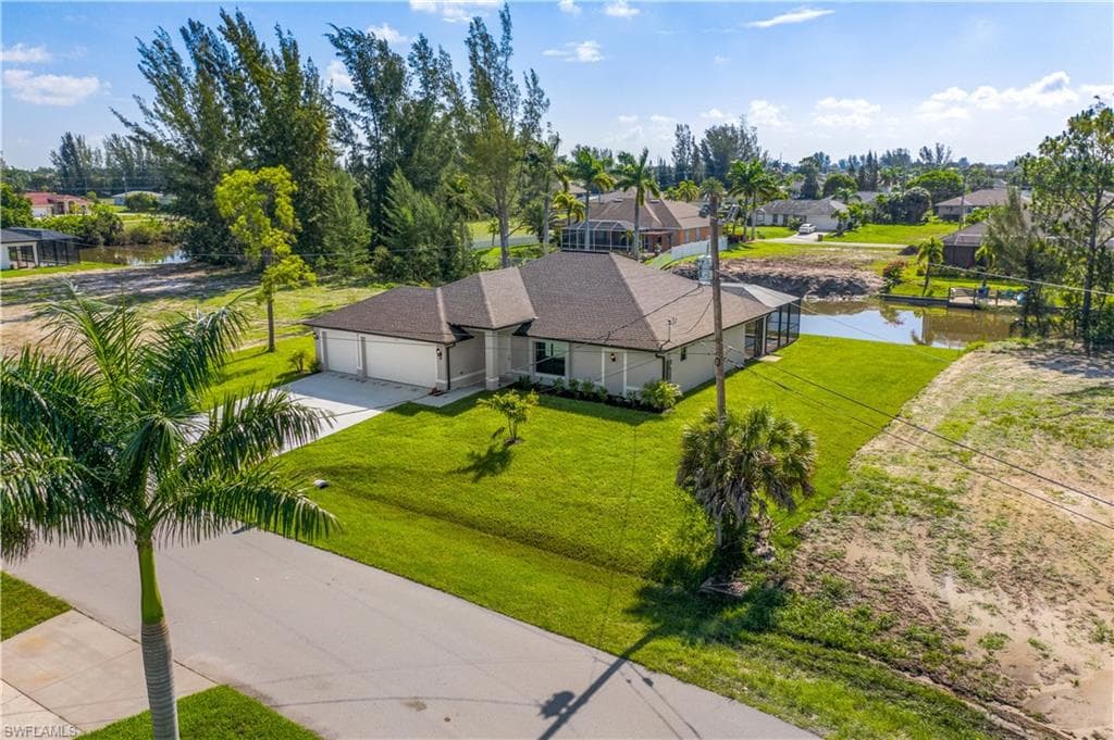 2145 SW 4th CT CAPE CORAL, FL 33991