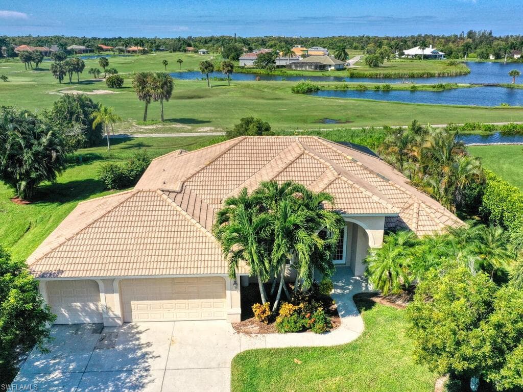 18073 Royal Tree PKY NAPLES, FL 34114