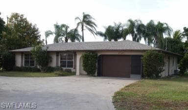 320 SE 15th PL CAPE CORAL, FL 33990