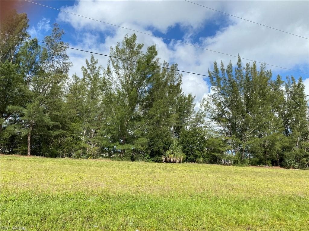 1112 NW 20th AVE CAPE CORAL, FL 33993