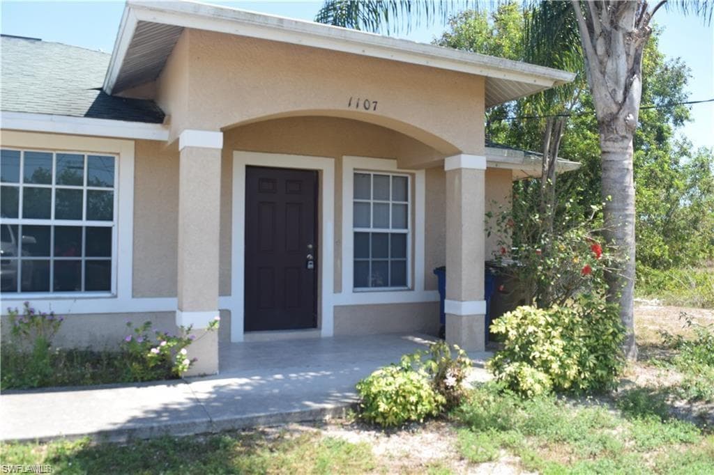 1107 Harry AVE S LEHIGH ACRES, FL 33973