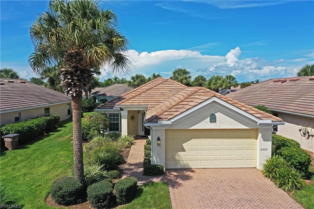 2527 Greendale PL CAPE CORAL, FL 33991