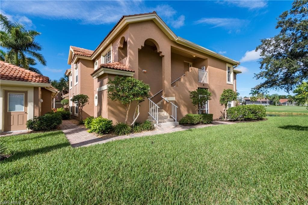 13213 Sherburne CIR 404 BONITA SPRINGS, FL 34135