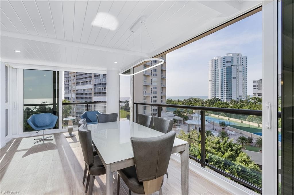 4031 Gulf Shore BLVD N 7C NAPLES, FL 34103