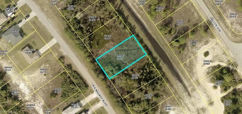 91 Milwaukee BLVD LEHIGH ACRES, FL 33974