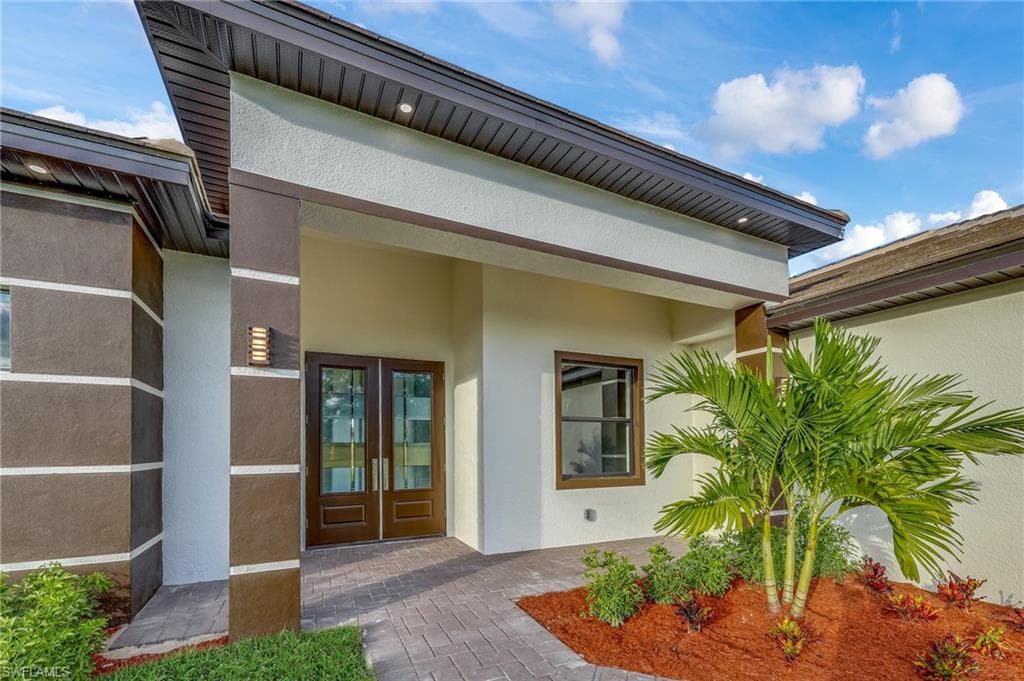 611 NW 5th ST CAPE CORAL, FL 33993