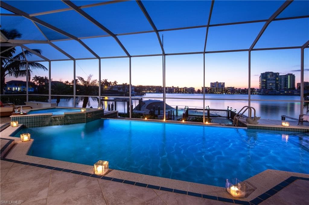 3555 Crayton RD NAPLES, FL 34103