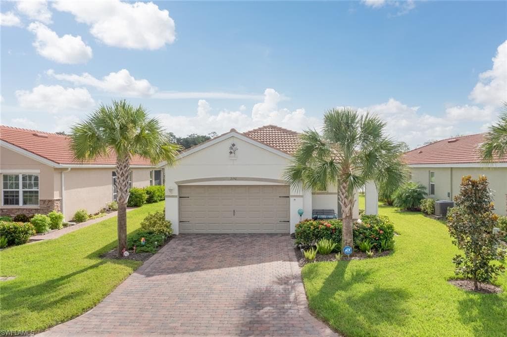 2190 Summersweet DR ALVA, FL 33920