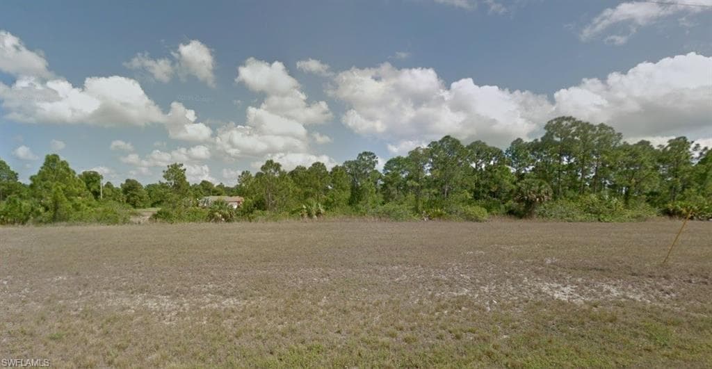 3725 NE 14th PL CAPE CORAL, FL 33909