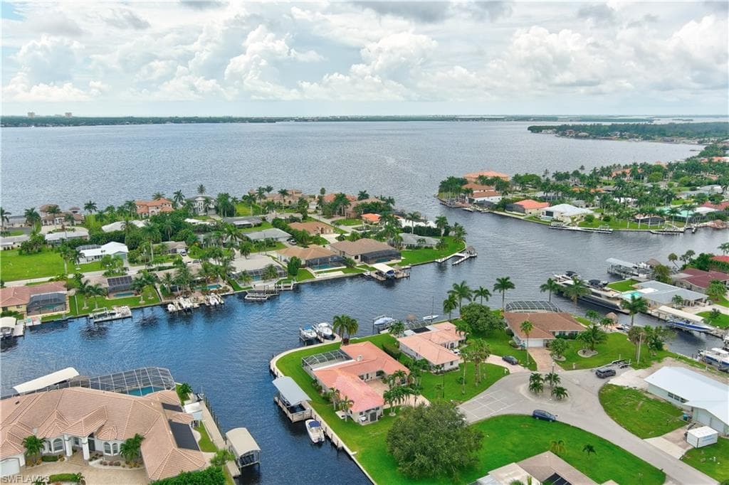 5374 Cobalt CT CAPE CORAL, FL 33904