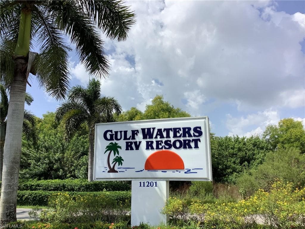 112 Pavillion DR FORT MYERS BEACH, FL 33931