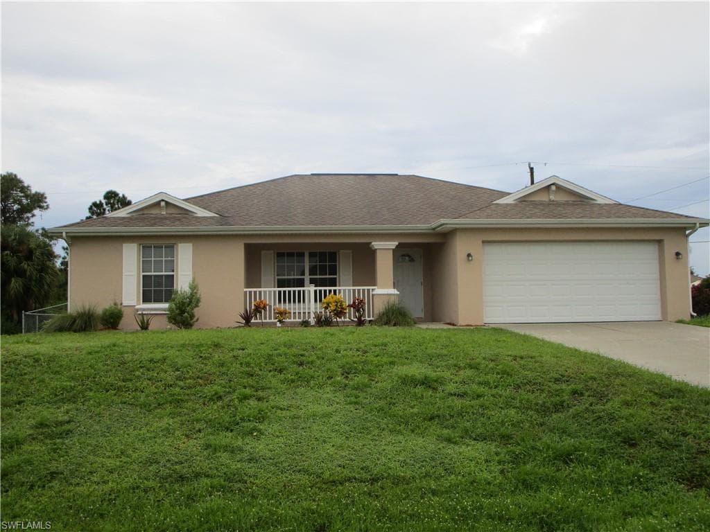 2706 NE 5th AVE CAPE CORAL, FL 33909