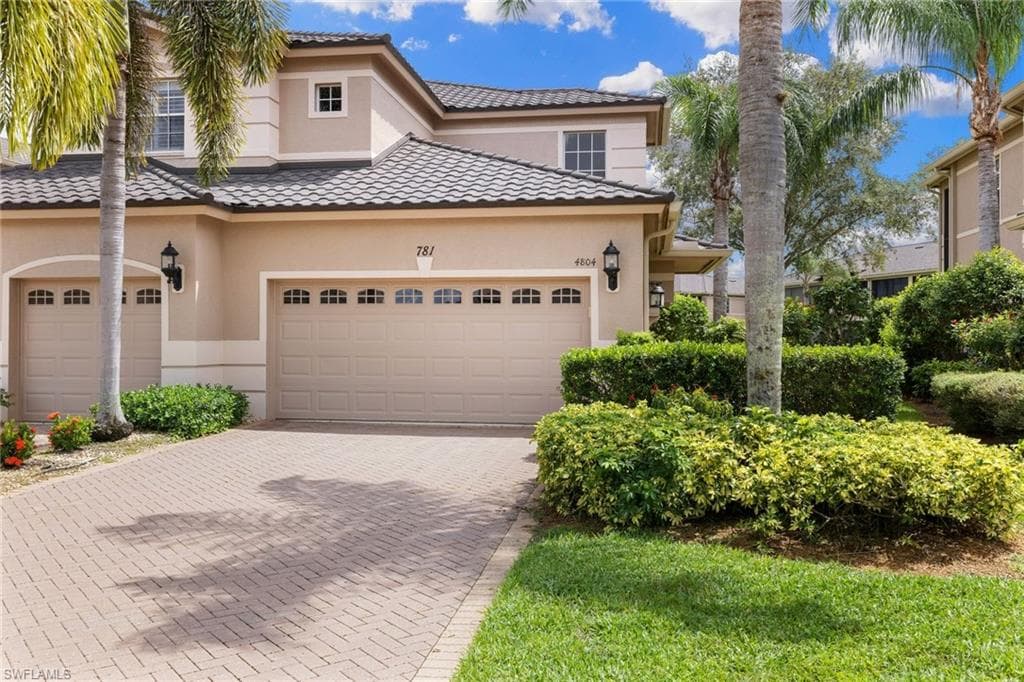 781 Regency Reserve CIR 4804 NAPLES, FL 34119