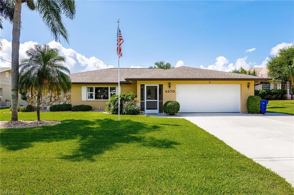 4270 Harbour LN NORTH FORT MYERS, FL 33903