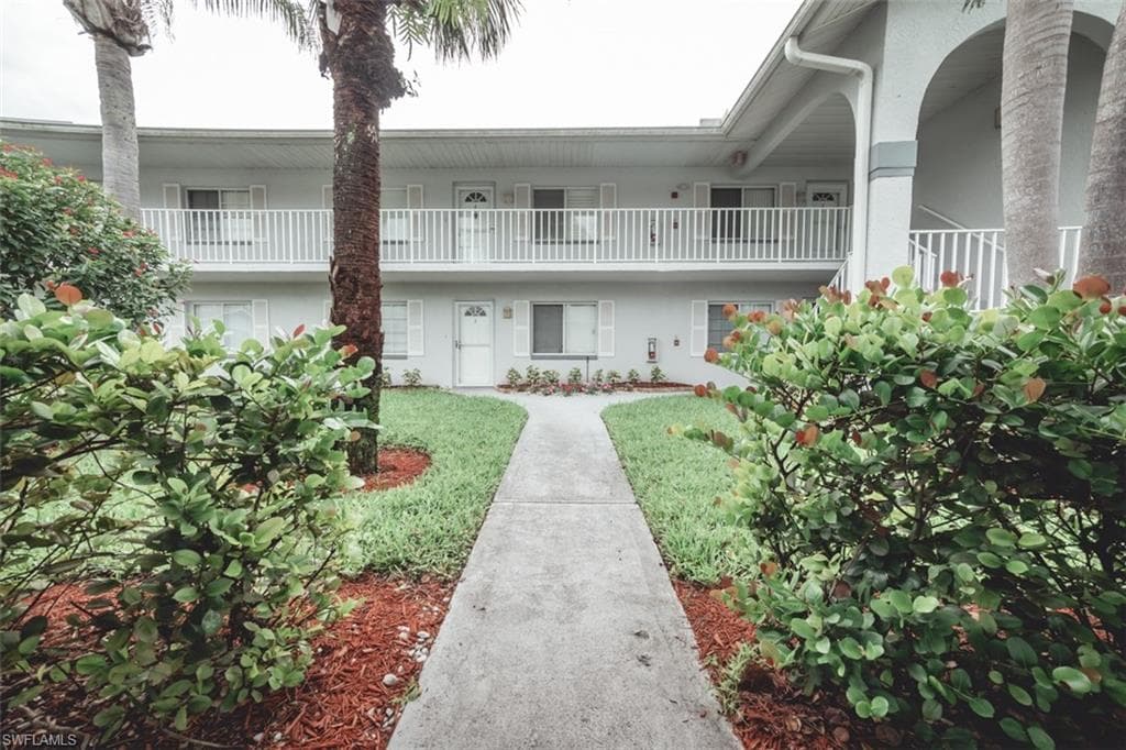 324 Belina DR 903 NAPLES, FL 34104