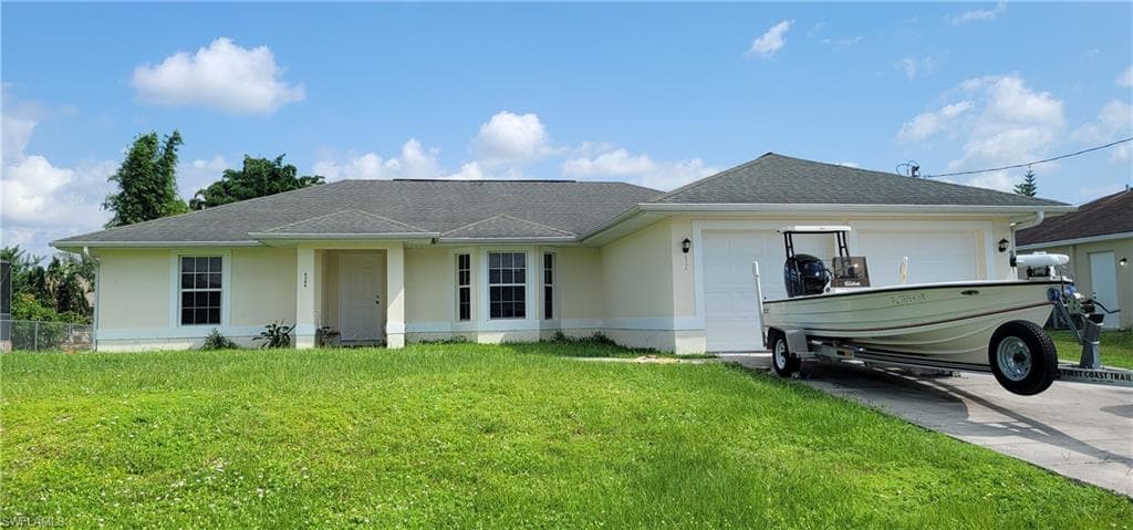 4304 12th ST W LEHIGH ACRES, FL 33971